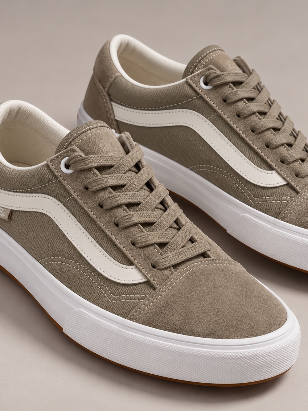 Vans Gilbert Crockett Pro Suede Canvas Sneakers Taupe Men’s 10.5